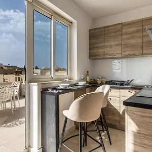 Apartment Xemx Sabiha 5 Min Walk From St Julians, San Gwann